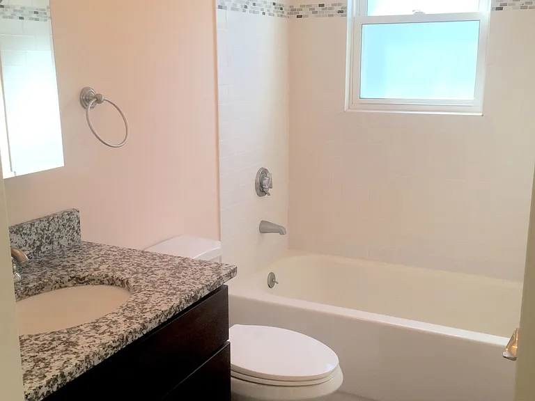 75-77 Beechcroft St #3 — Photo 7