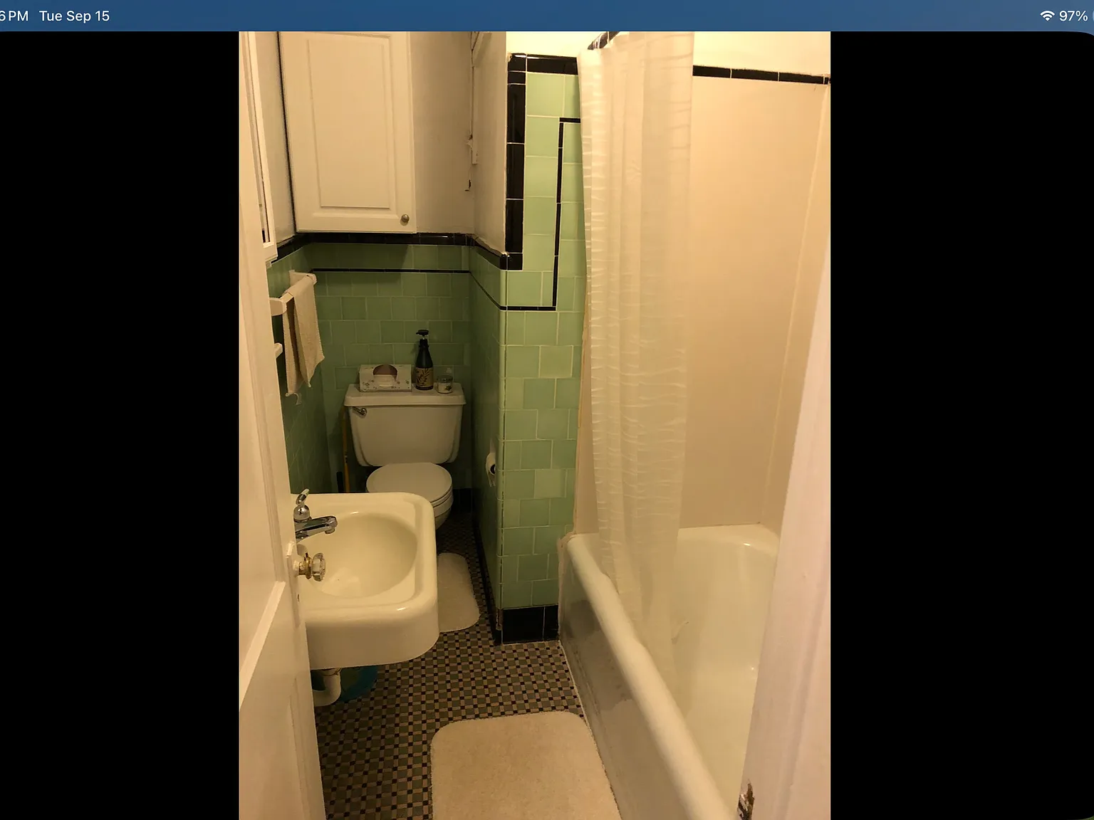 Studio, 200 sqft, $1,200 — Photo 4