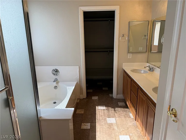 2994 Harbor Heights Dr — Photo 15