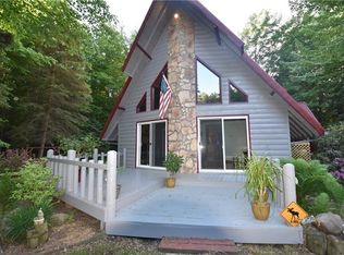 7919 Risden Rd, Vermilion, OH 44089