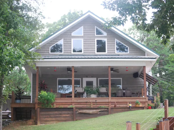 402 Hillwood Dr, Millbrook, AL 36022