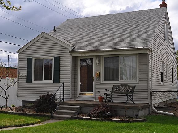 Front, view from London Ave