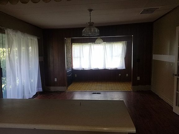 Open area from kitchen