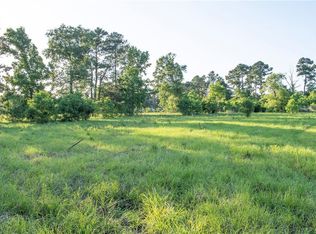 Henry White Rd, Albany, LA 70711