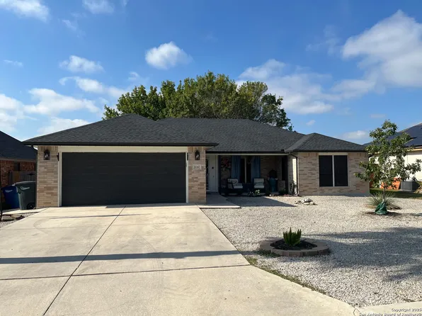 2240 Stonehaven, New Braunfels, TX 78130