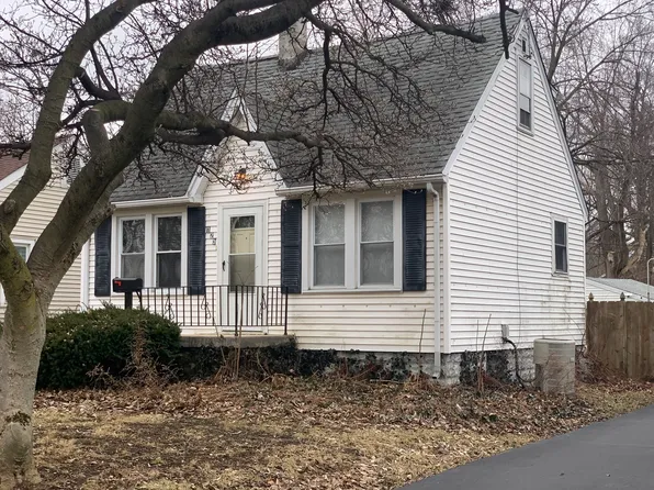 125 SE Circle Dr, Joliet, IL 60433