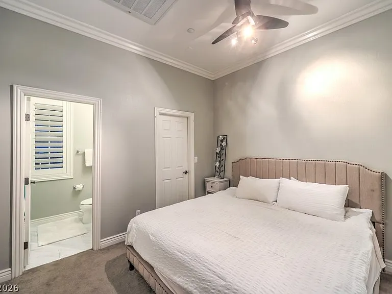 2849 Soaring Peak Ave — Photo 39