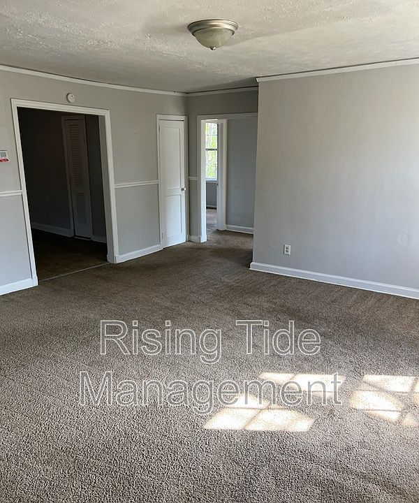 2nd image of 3009 McQueen St