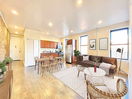1st image of 100 W 143rd St APT 19