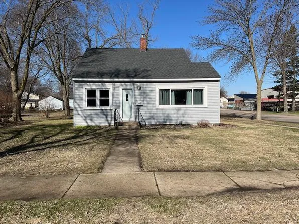 302 S Armstrong Ave, Litchfield, MN 55355