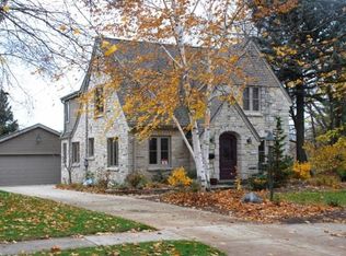 N87W15793 Kenwood Blvd, Menomonee Falls, WI 53051