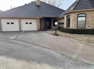 20 Fairway Ct, Vernon, TX 76384