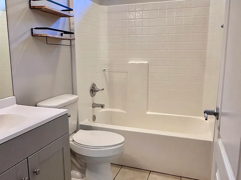 5272 Promenade Dr — Photo 17