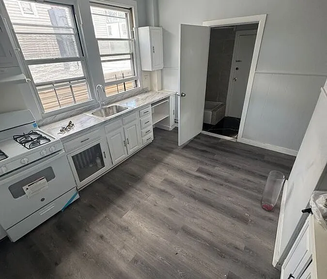 92 Ash St #3 — Photo 2