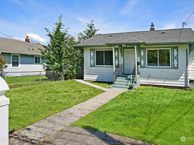 9448 18th Avenue SW, Seattle, WA, 98106