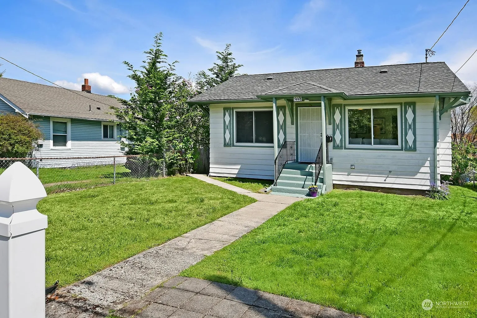 9448 18th Avenue SW photo 1