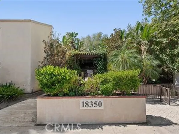 18350 Hatteras St, Tarzana, CA 91356