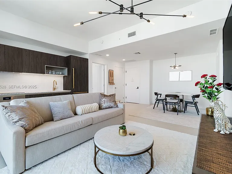 601 NE 1st Ave #Penthouse 5001 — Photo 12
