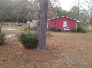 122 Oakleaf Ave, Eutawville, SC 29048