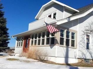 W282N7396 Main St, Hartland, WI 53029