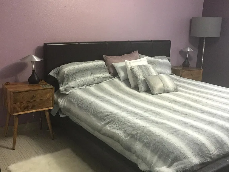 Master bedroom has tv with WiFi