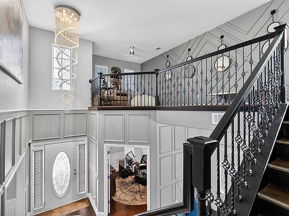 3rd image of 41 Crabapple Ln