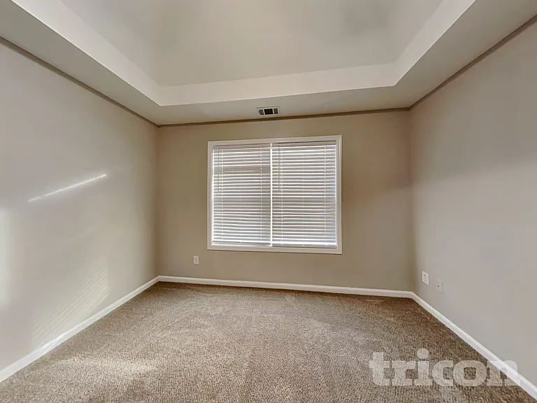209 Arbor Dr — Photo 7