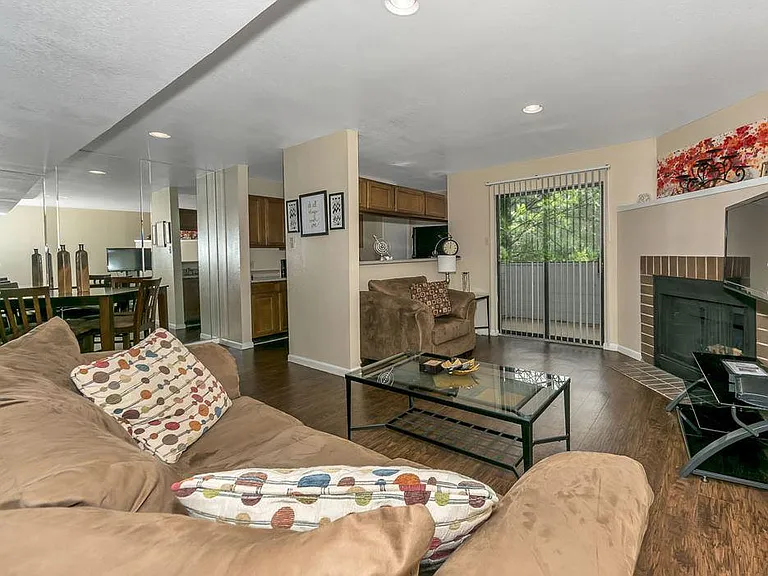 Pecan Ridge — Photo 15