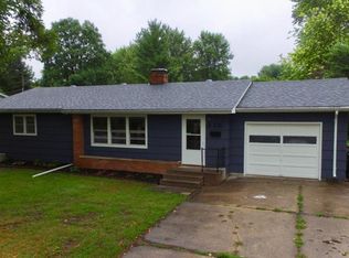 845 Lynn Rd SW, Hutchinson, MN 55350