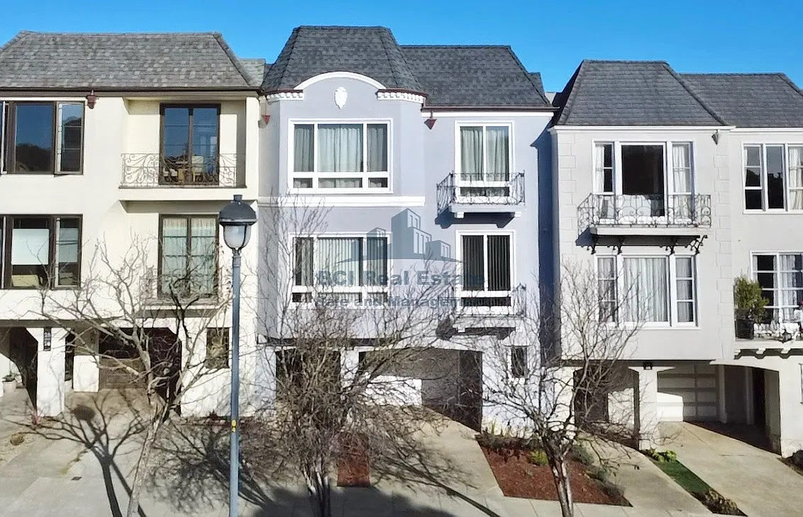 2 bed, 1.5 bath, $6,420 — Photo 2