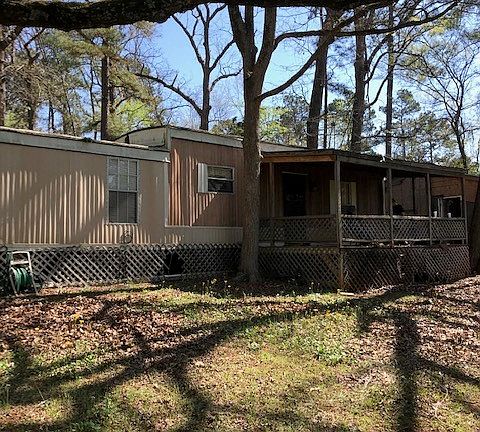 2nd image of 310 Bradshaw Ln