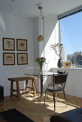 Rented by The World Wide Group | media 11