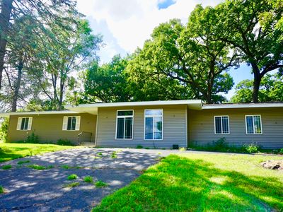 4417 N Riverdale Dr, McHenry, IL, 60051