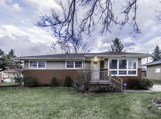 5443 Harrison St, Merrillville, IN 46410