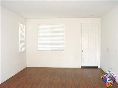 2nd image of 40669 Oakbridge Way