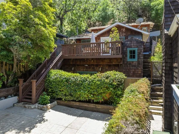 9854 Portola Dr, Beverly Hills, CA 90210