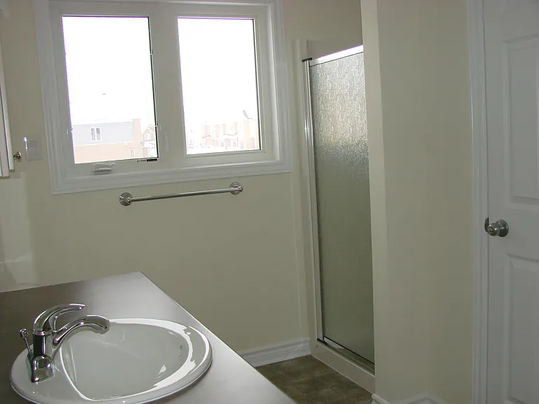 104 Brady Ave — Photo 9