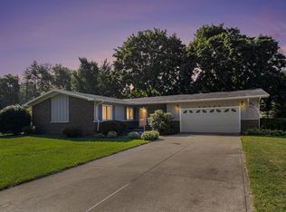 26560 Glick Dr, Elkhart, IN 46514