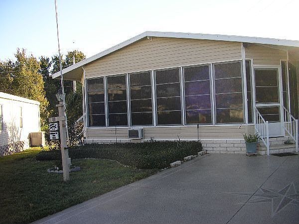 Home for Sale in Leesburg, FL $57,500