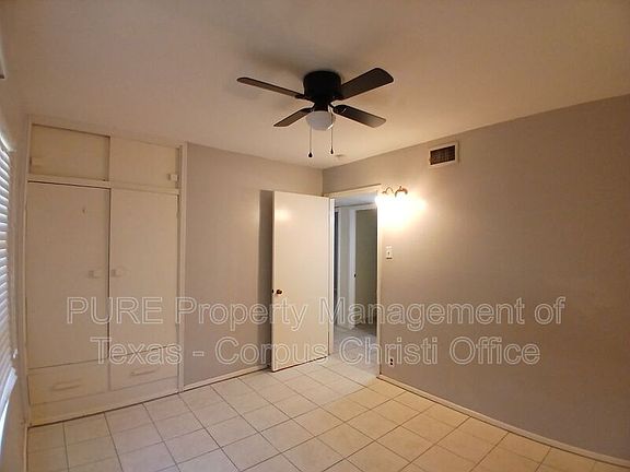 4th image of 4701 Prinston Dr