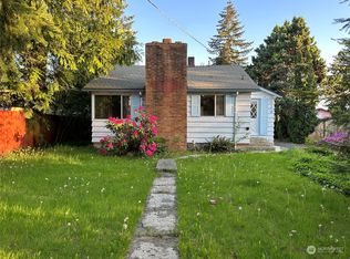 839 SW 116th St, Burien, WA 98146