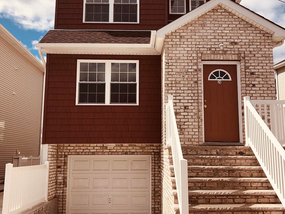 1st image of 26 Bayonne Ct #1