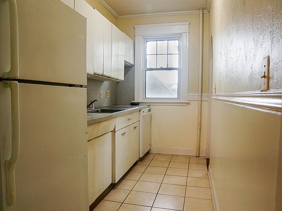 5th image of 15 Montvale Rd #2