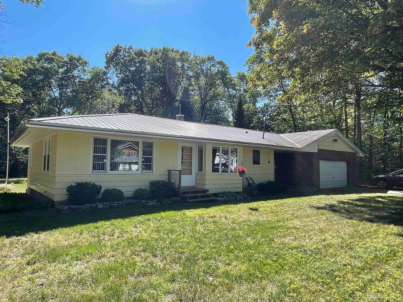 152 Midway Dr, Negaunee, MI 49866 Zillow