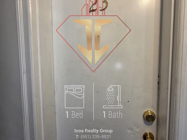 130 W 47th St #2C — Photo 18