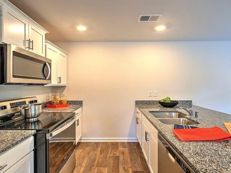 507 Oakmont Valley Trl — Photo 7