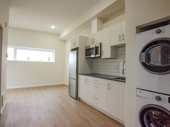 5th image of 9545 Ashworth Ave N #405