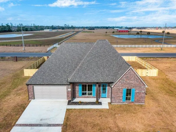 819 Gentry Dr, Sulphur, LA 70665