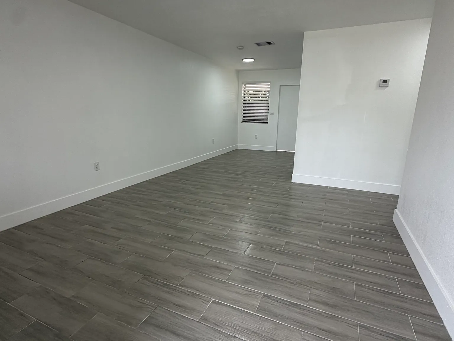 2 bed, 816 sqft, $2,399 — Photo 4