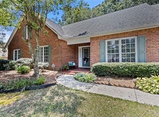 1082 Sunny Glenn Ct, Lawrenceville, GA 30043